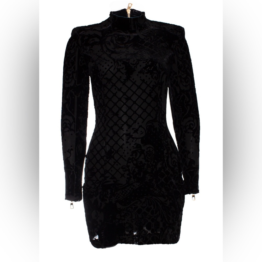Balmain x H&M, black velvet dress with 2 pockets